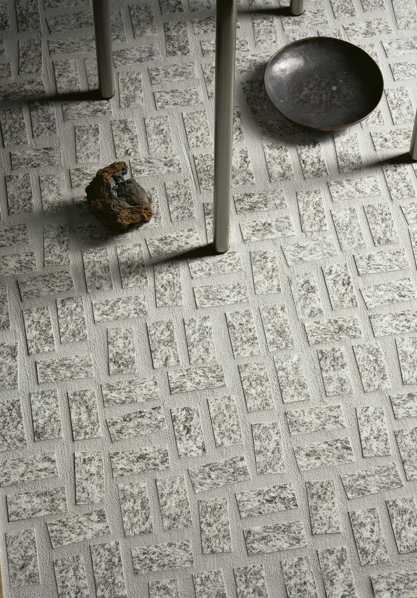 Brutus Mosaic 30x30 12”x12”