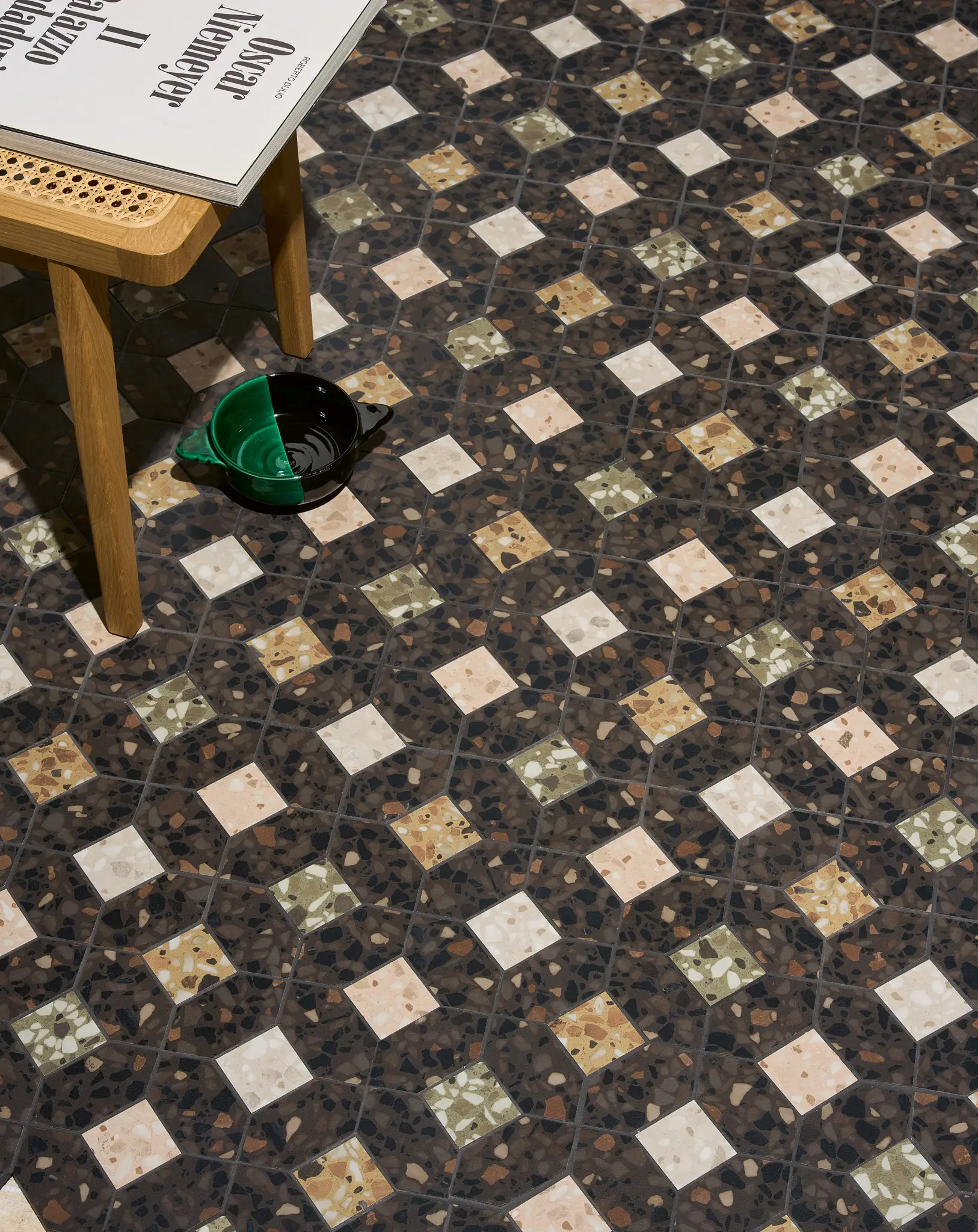 Chicco Quadra Dark 33,7x33,7 13”x13”