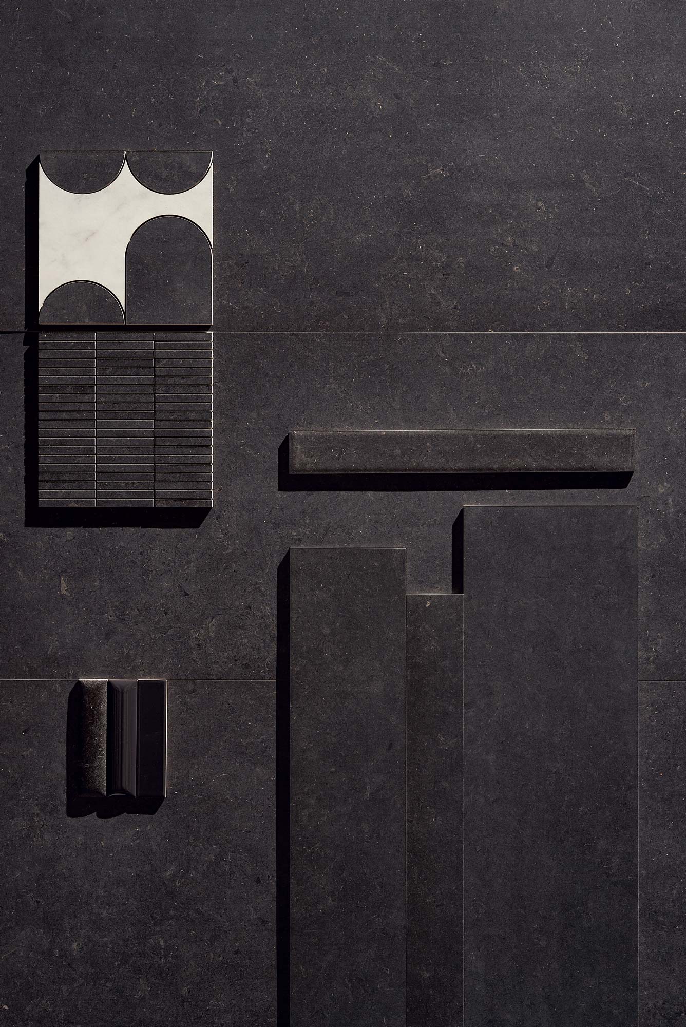 Moodboard Italic Lava