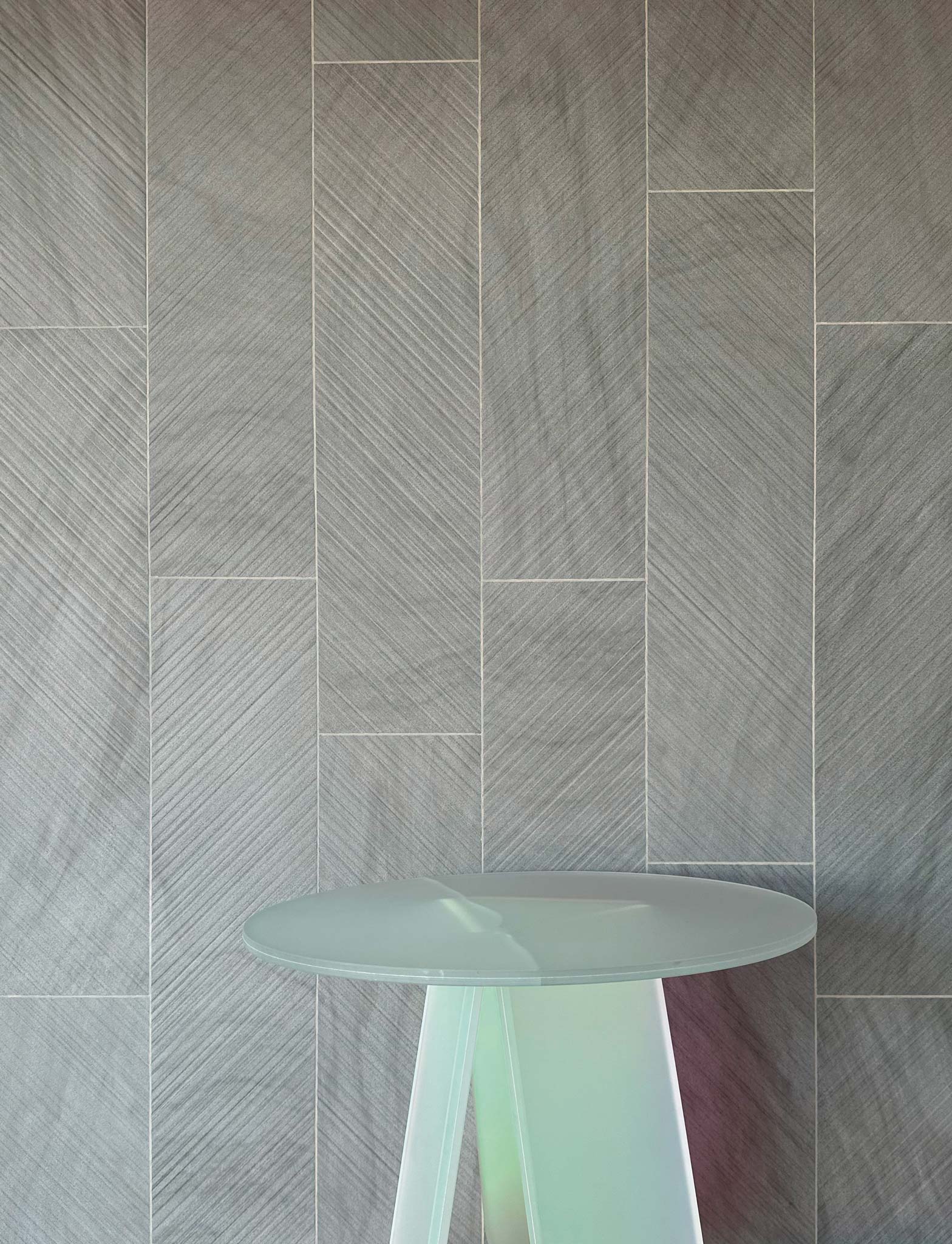 Chevron Hipster Grey 20x80 8"x32"