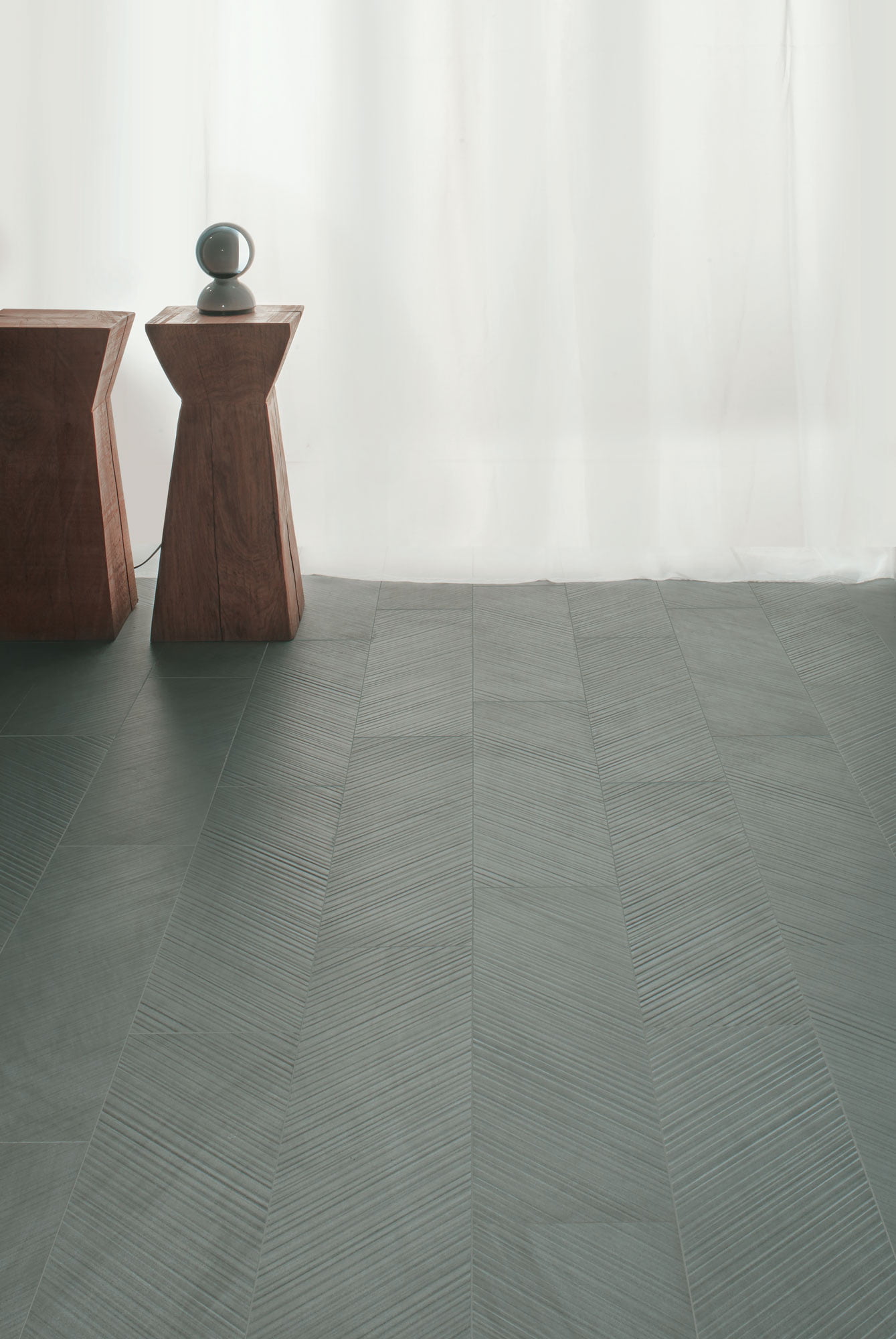 Chevron Hipster Grey 20x80 8"x32"
