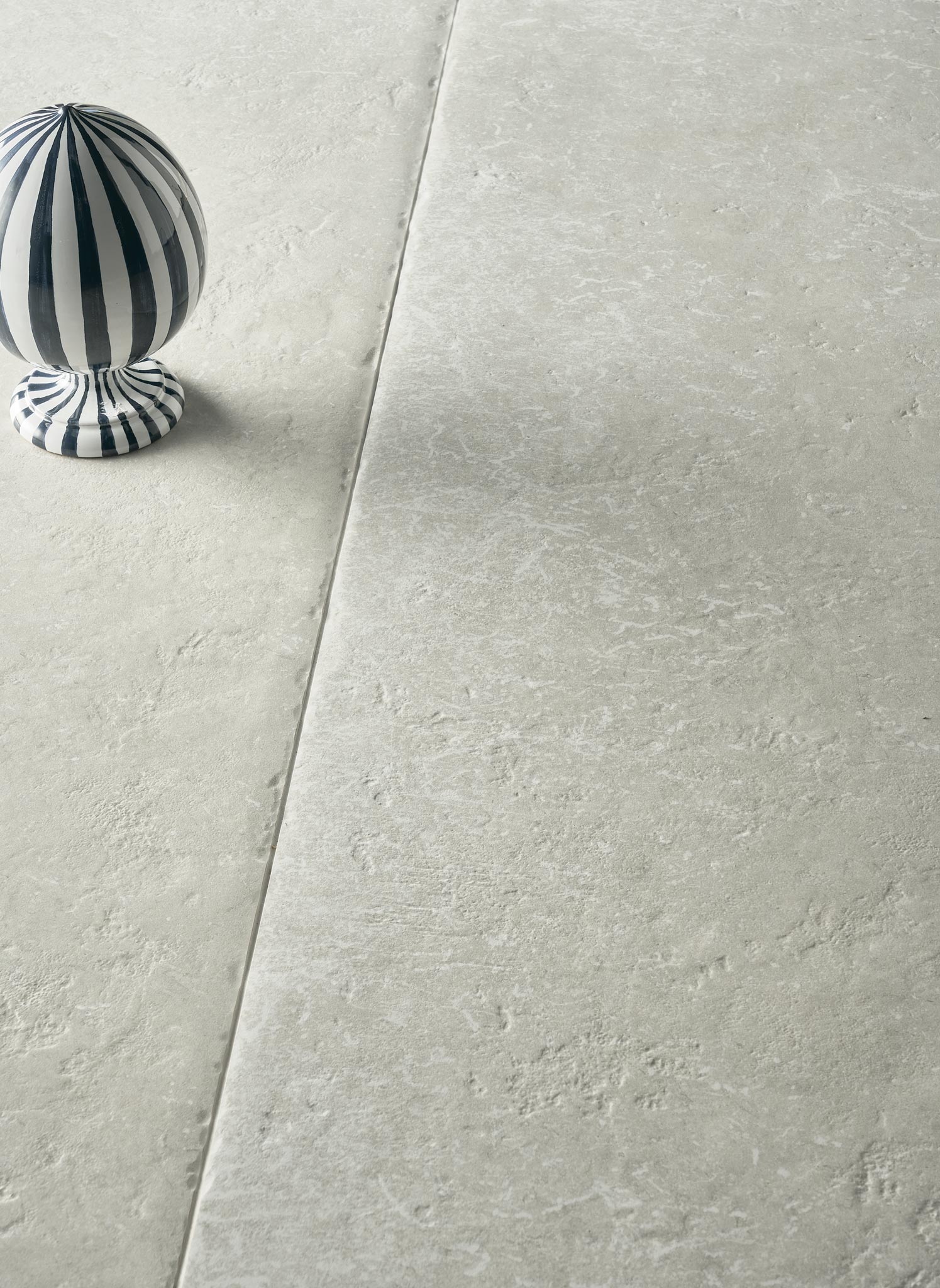 Superclassica SCG Crack 60x120 24”x48”