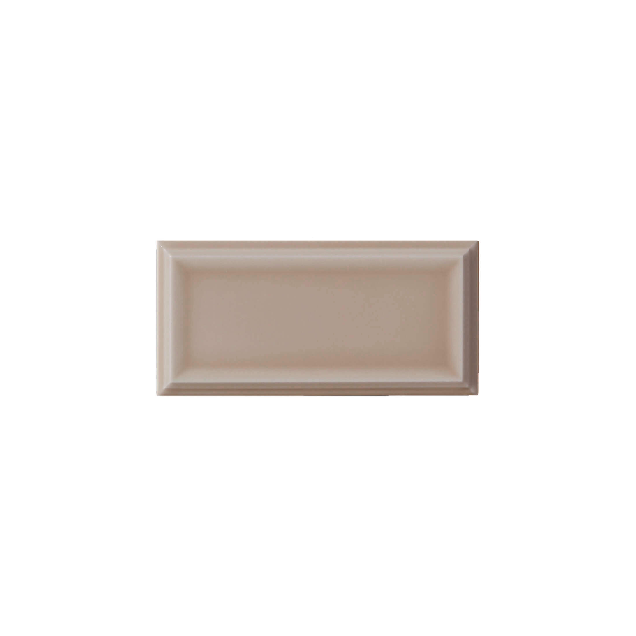 LISO FRAMED SILVER SANDS
