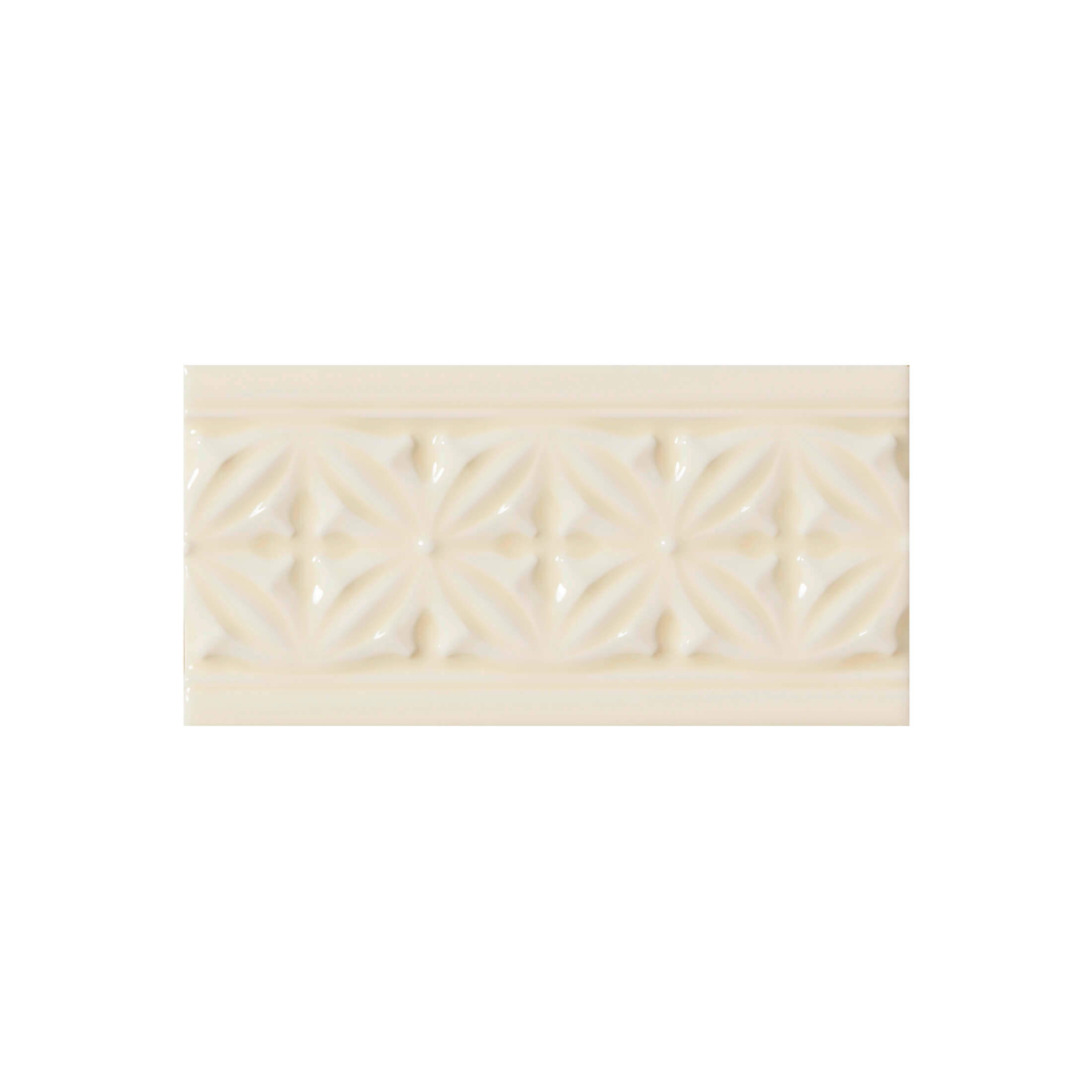 RELIEVE GABLES ALMOND
