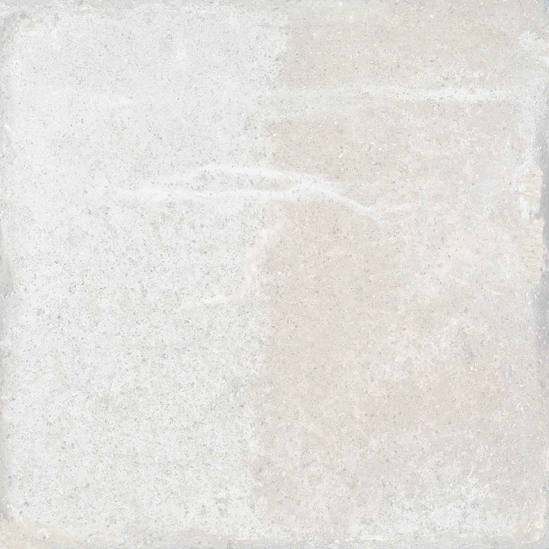 Focus White Natural
