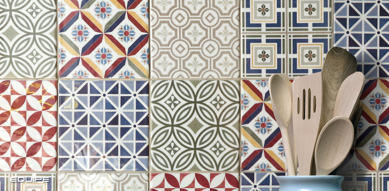 Country Patchwork Decor