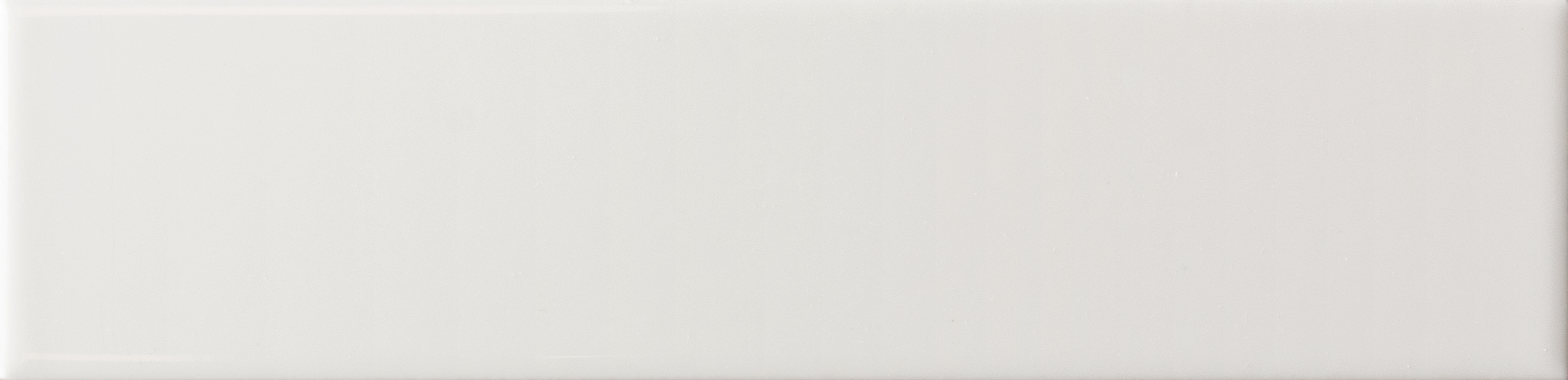 Lumina White Alyssum Gloss