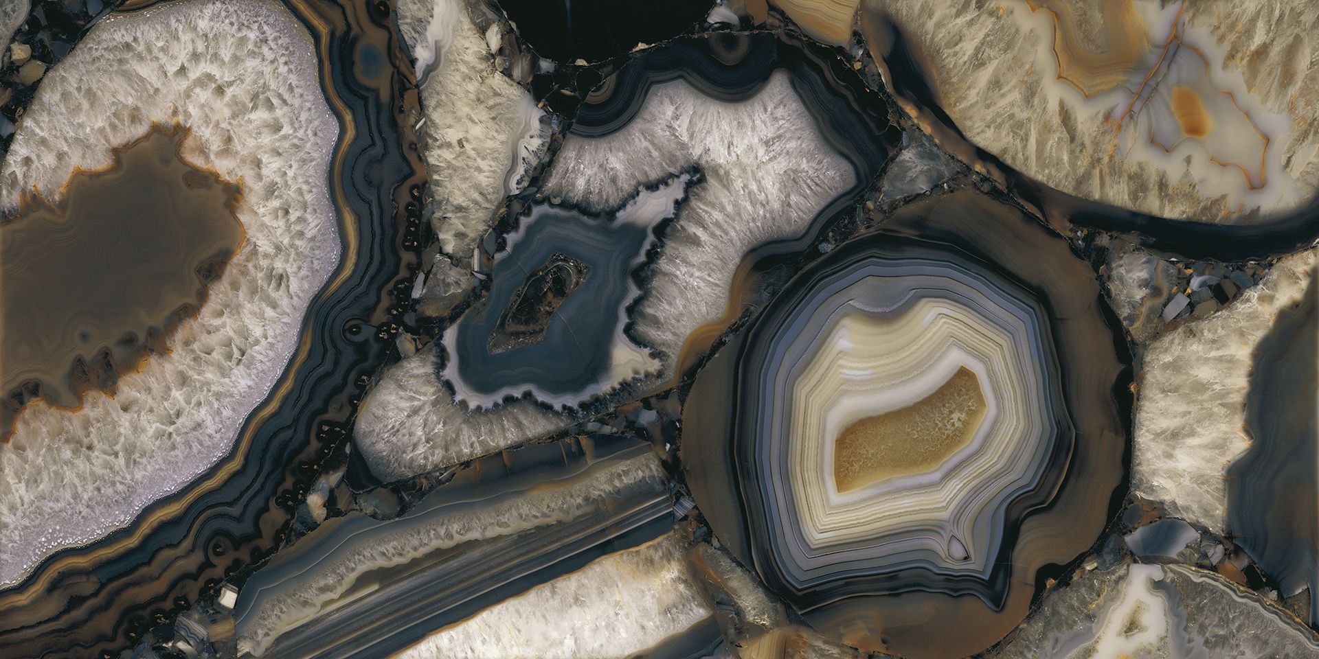 Agate Black