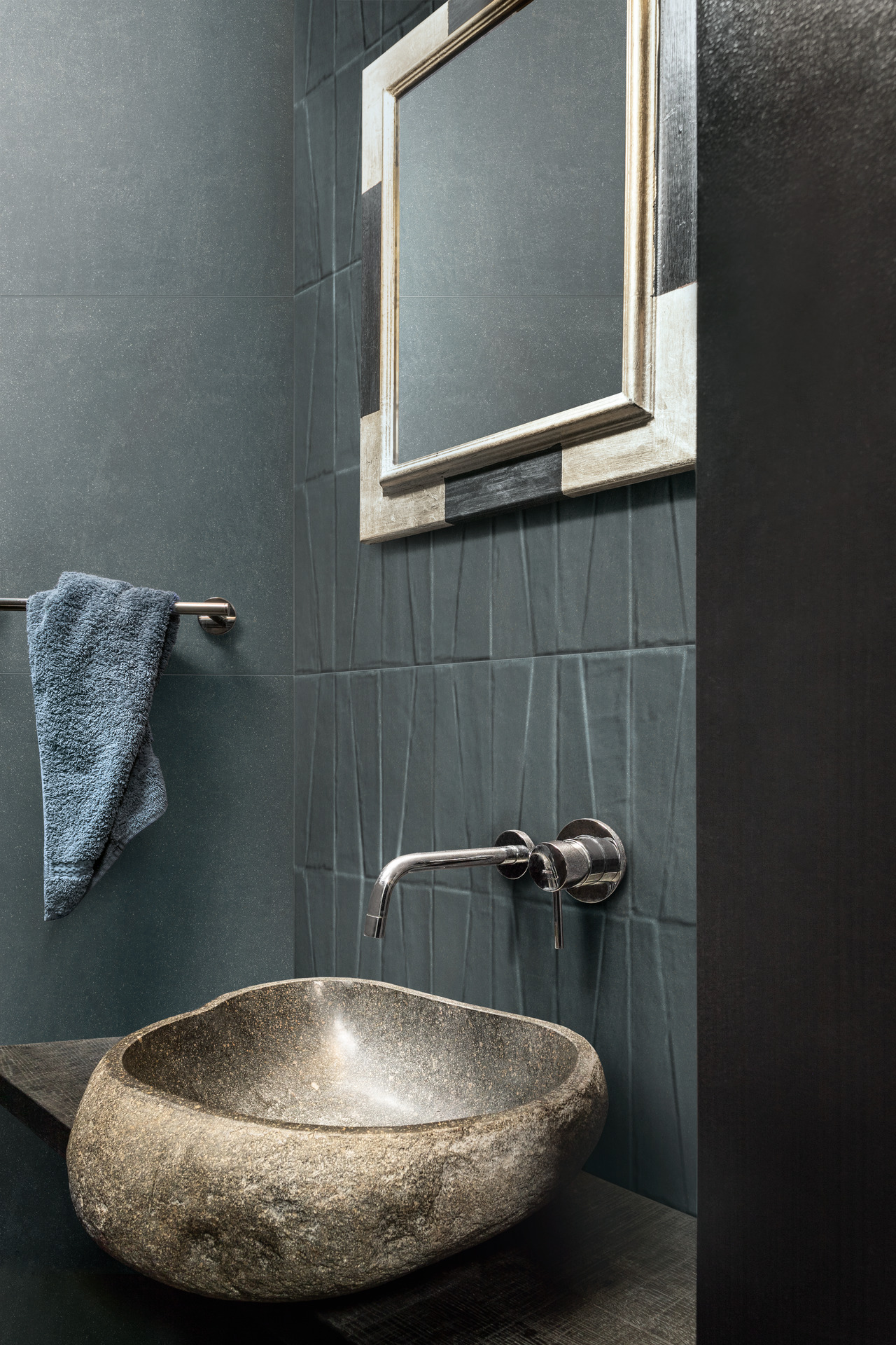 Cementum Wall / интерьер