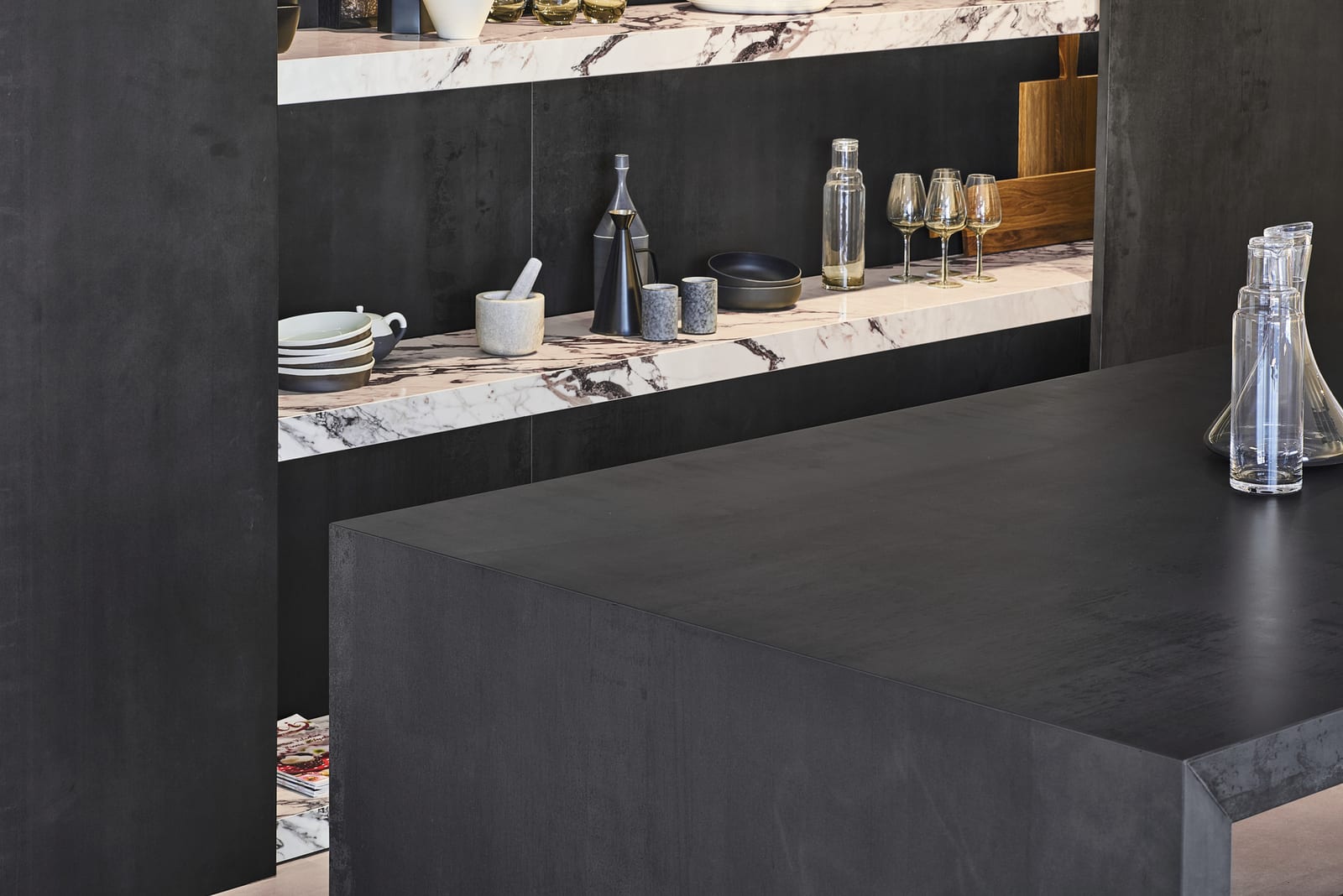 Grande Metal Look в интерьере
