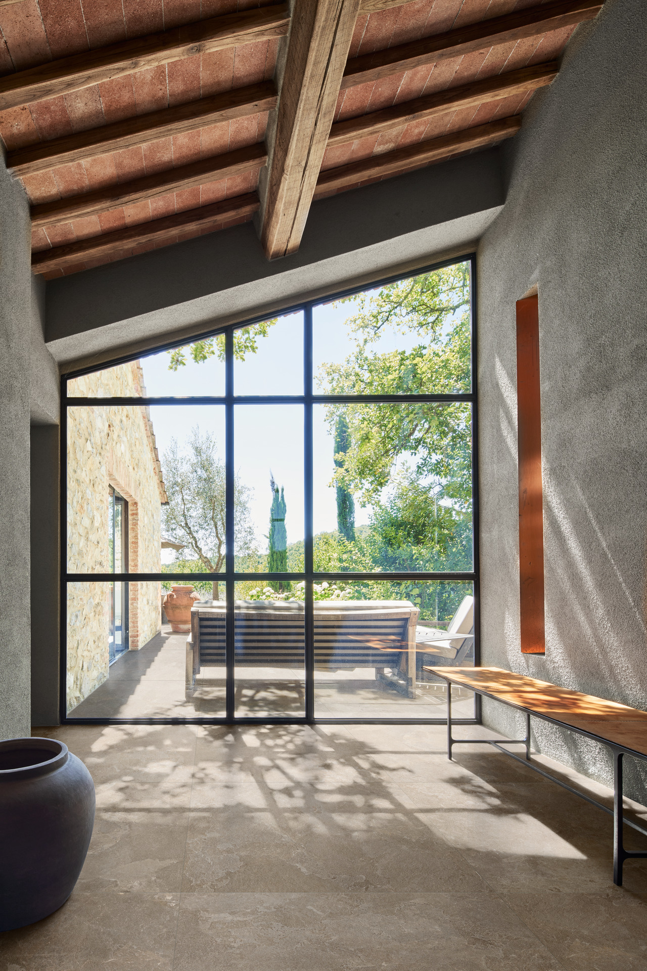 Mystone Pietra Ligure / интерьер